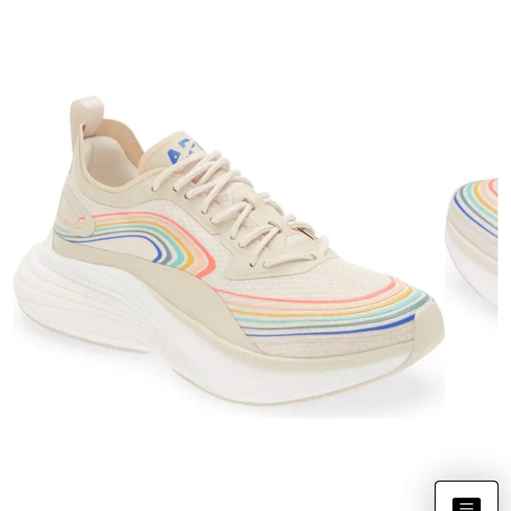 APL Streamline Running Shoe